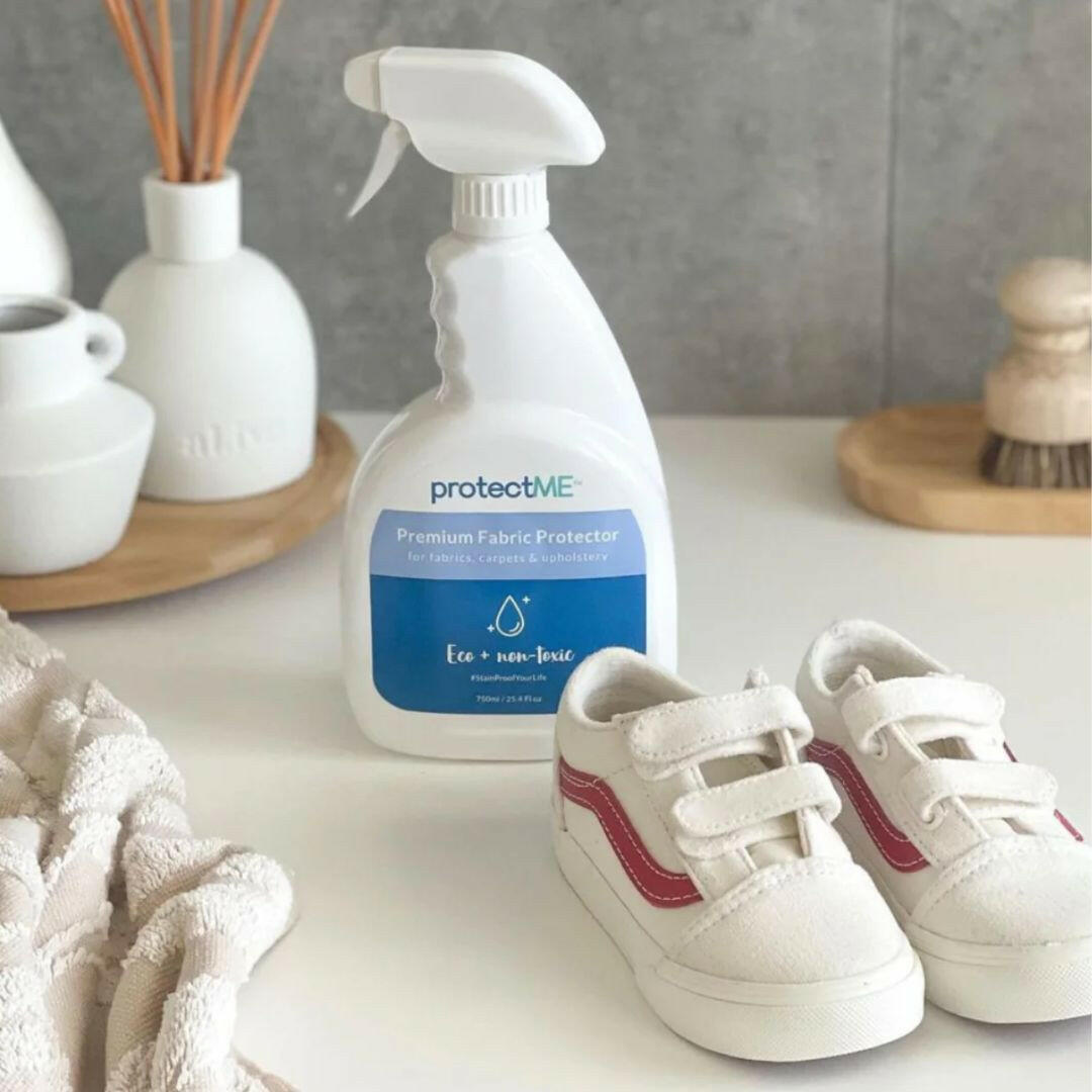 Waterproof Fabric Protector 750ml - Long-Lasting Protection.